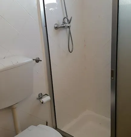 Com Piscina A 15o Metros Da Praia Будинок відпочинку *