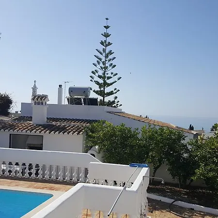 Com Piscina A 15o Metros Da Praia * Албуфейра
